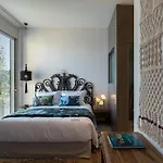 Super Luxury Five-bedroom Private Infinity Pool Вилла *