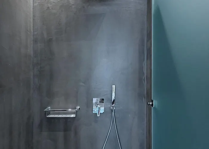 Super Luxury Five-bedroom Private Infinity Pool Villa *