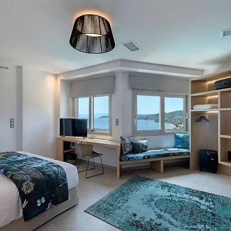 Super Luxury Five-bedroom Private Infinity Pool Astounding Sea Views * Σκιάθος Πόλη