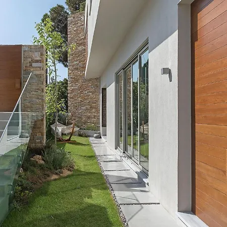 Super Luxury Five-bedroom Private Infinity Pool Вилла *