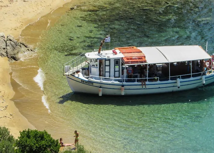 Super Luxury Five-bedroom Private Infinity Pool